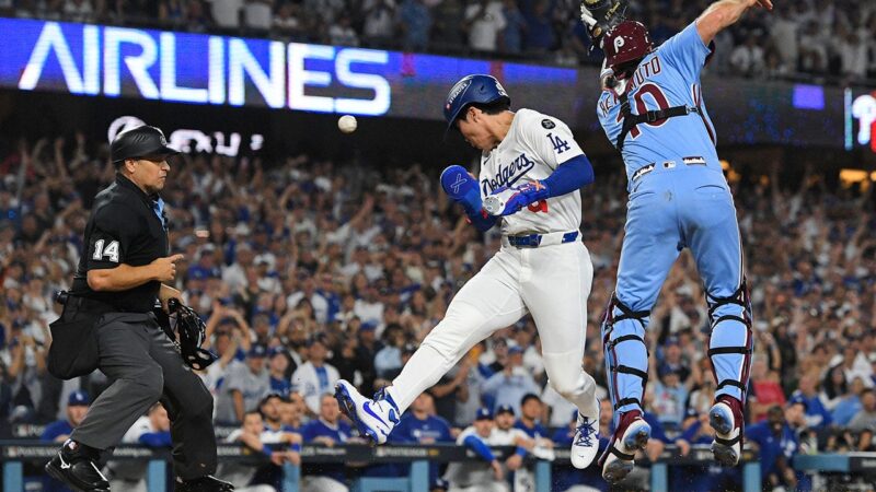 Orion Kekering’s errant throw allows Dodgers to score, win NLDS