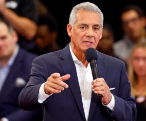 Ciattarelli takes notes from Trump playbook at New Jersey beach rally