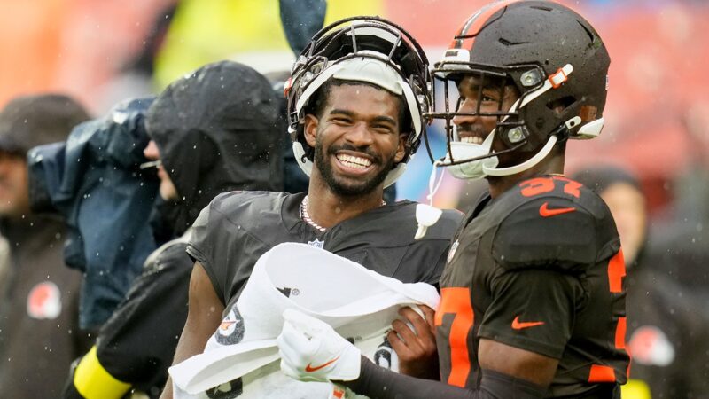 NFL fans call on Browns to play Shedeur Sanders