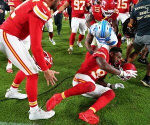 Lions, Chiefs players brawl after hard-fought game