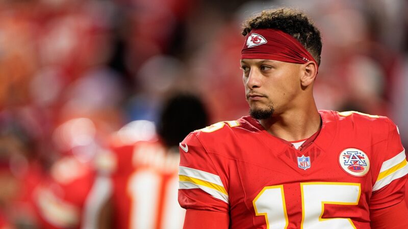 Chiefs’ Patrick Mahomes reacts to brawl