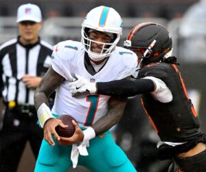Dolphins face criticism from Bill Cowher