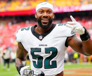 Eagles’ Za’Darius Smith announces retirmenet