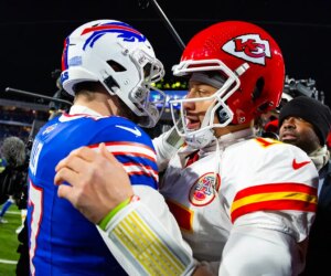 NFL Week 9 2025 schedule: Patrick Mahomes vs Josh Allen headlines docket