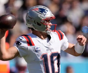 Patriots’ Drake Maye ties mark set by Tom Brady in win over Titans
