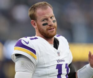 Vikings’ Carson Wentz hits IR