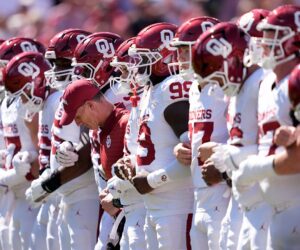 Red River Rivalry heats up with end zone skirmish before Oklahoma-Texas showdown