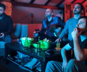 Cannabis and video games may trigger psychotic episodes, research reveals