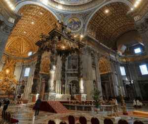 Man disrupts St. Peter’s Basilica, climbs altar before security escort