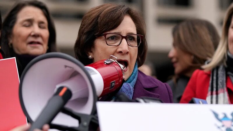 Judge married to Dem lawmaker recuses himself from Oregon National Guard case