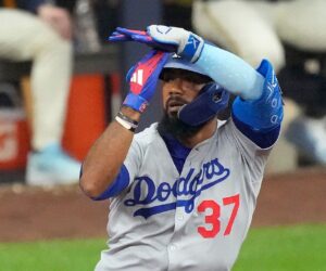 Dodgers’ Teoscar Hernandez switches hotels due to haunting rumors