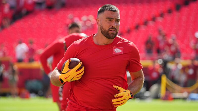 Travis Kelce criticizes AJ Brown for outburst amid Eagles’ undefeated start