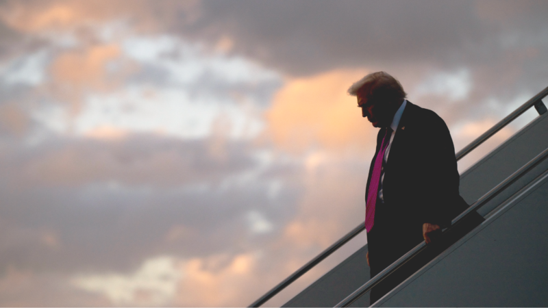 Trump returns to DC as government shutdown drags into third full week