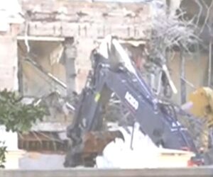 Demolition begins at White House for Trump’s new ballroom
