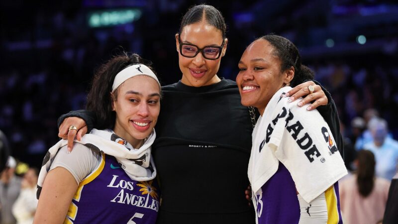 Ex-WNBA star-turned-OnlyFans model gives advice to current players