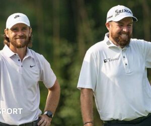 Abu Dhabi Championship: Tommy Fleetwood and Shane Lowry in share of first-round lead