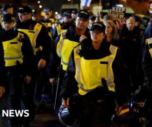 Birmingham sees Maccabi-Villa demos amid ‘unprecedented’ policing