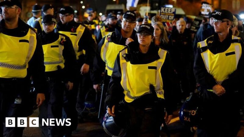 Birmingham sees Maccabi-Villa demos amid ‘unprecedented’ policing
