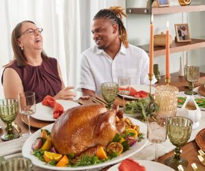 Text sent to wrong number creates decade-long Arizona Thanksgiving friendship