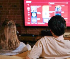 Smart TV microphone listening even when voice commands are turned off