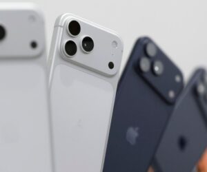 Apple Starts Silently Updating Your iPhone—Do Not Stop This