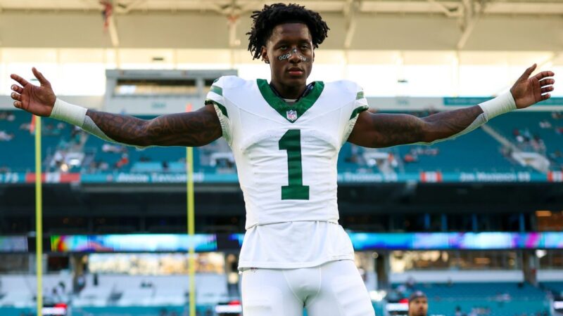 NFL Week 10 latest buzz, trade deadline questions, news