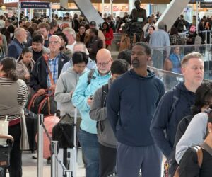 Travel industry warns of ‘chaos’ if shutdown doesn’t end before Thanksgiving