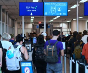 Why Is The Air Traffic Control System Still Part Of The Government?