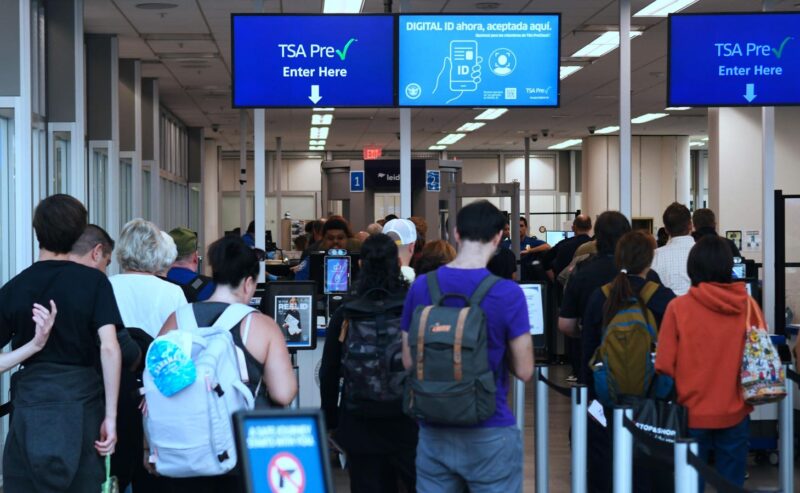 Why Is The Air Traffic Control System Still Part Of The Government?