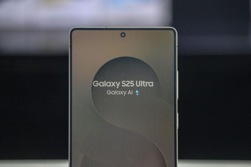 Bigger Punch-Hole Is For A Feature iPhone 17 Already Does Better