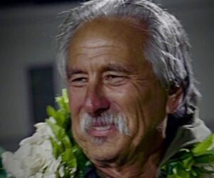 Beloved college football coach dies after Oakland shooting