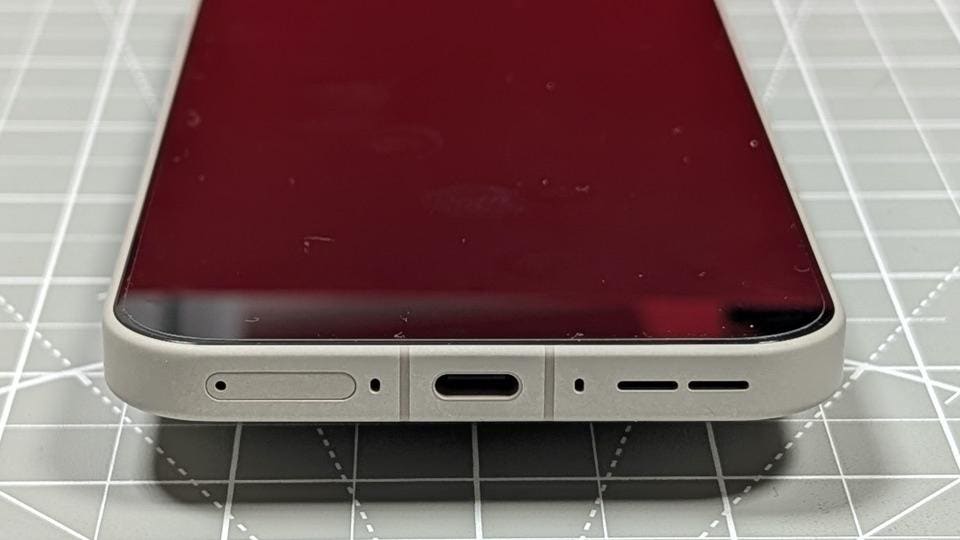 Galaxy S26 Ultra Leaks, RealMe Heads To F1, Steam’s New Android Platform,