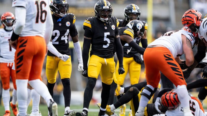 Steelers’ Ramsey ejected for throwing punch at Bengals’ Chase