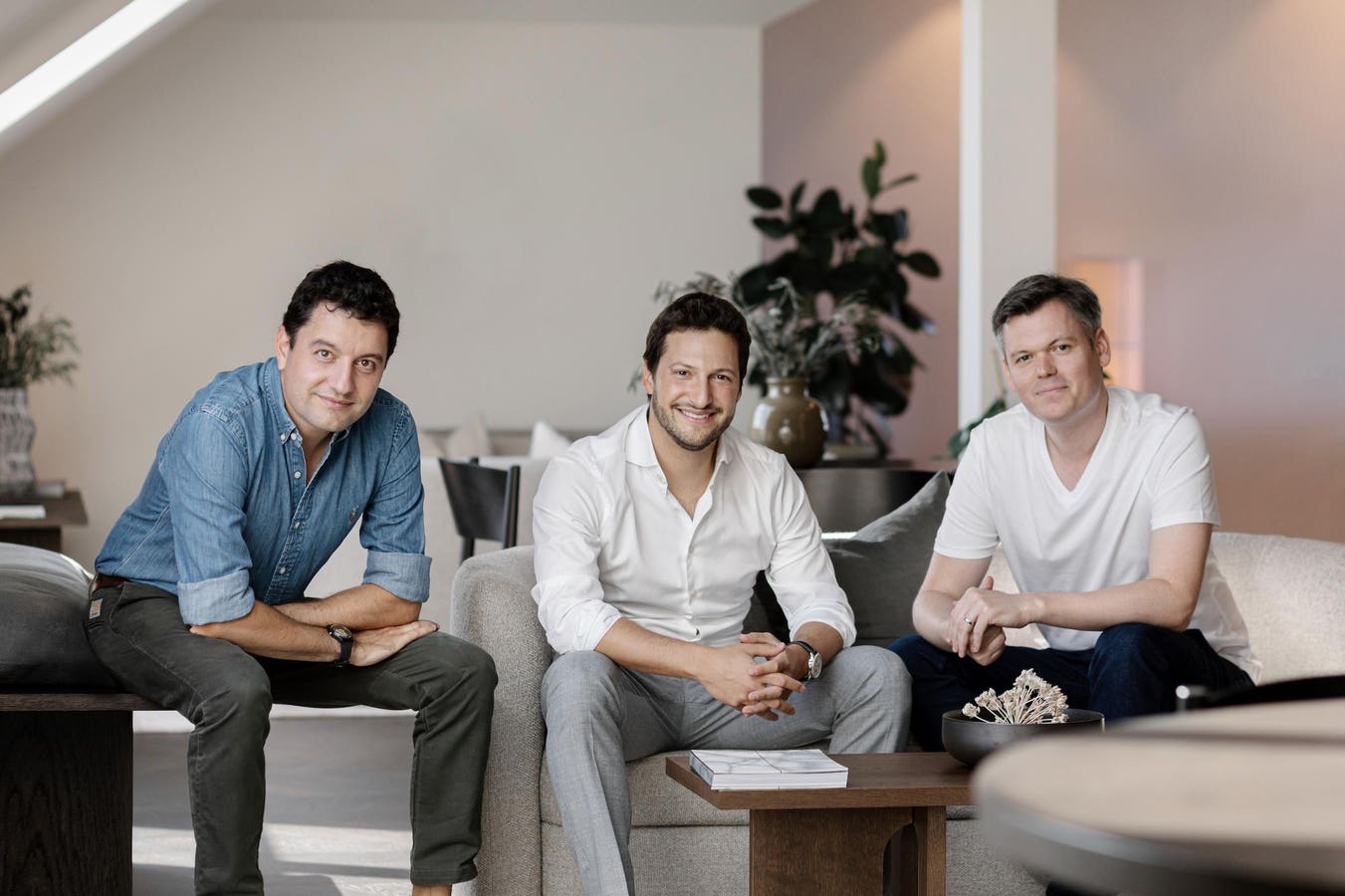 Albatross Raises $12.25 Million To Build The ‘Second Pillar Of AI’