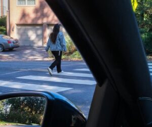 Left-Turn Crashes With Walkers Linked To Big Blind Zones, Study Says