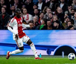 Transfer rumors, news: Man United eye Ajax young talent Mokio