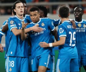 Kylian Mbappé scores 2nd-fastest Champions League hat trick