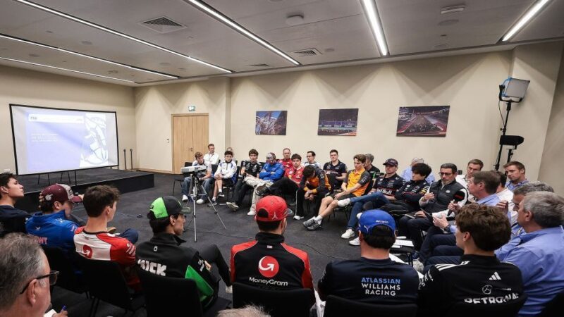 Formula 1 drivers, FIA meet over contentious racing rules