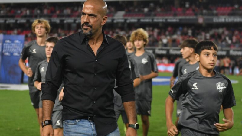 Juan Sebastián Verón gets 6-month ban after reverse Estudiantes guard of honour