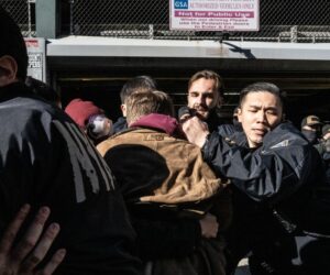 Protesters arrested after blocking federal agents in NYC