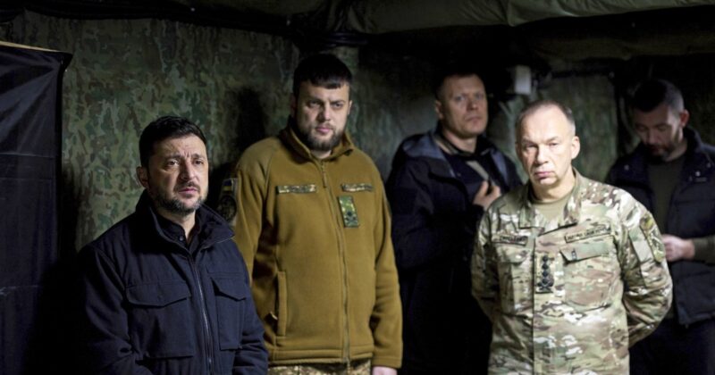 Ukraine deploys special forces as Russia advances