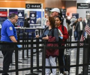 Flight delays aren’t slowing down despite move to end shutdown