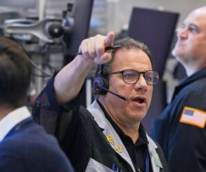 Stock market fizzles despite Nvidia, Walmart strength