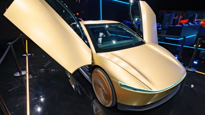 Why Elon Musk Can’t Legally Sell The Tesla Cybercab As Promised