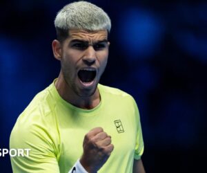 ATP Finals 2025: Carlos Alcaraz beats Alex de Minaur in Turin opener