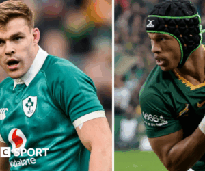 Ireland v South Africa: Irish make four changes as Springboks recall big guns