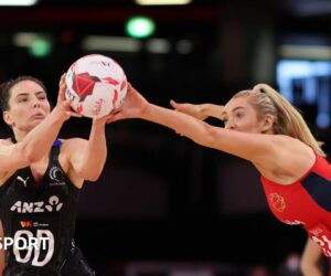 England 55-49 New Zealand: Roses lose deciding match in series