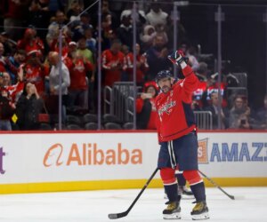 Alex Ovechkin becomes first NHL player to score 900 goals in league history