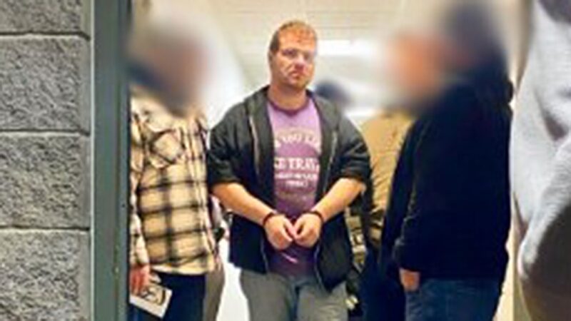 Sex offender fugitive captured after faking death, enrolling in college