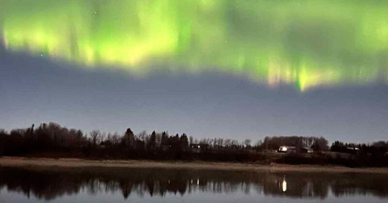 Northern lights illuminate Midwest skies